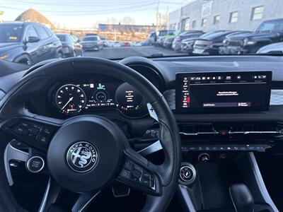 2024 Alfa Romeo Tonale Hybrid Veloce   - Photo 10 - Danbury, CT 06810