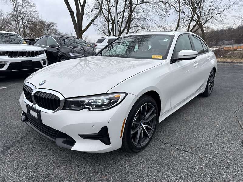 2022 BMW 330i xDrive   - Photo 1 - Danbury, CT 06810