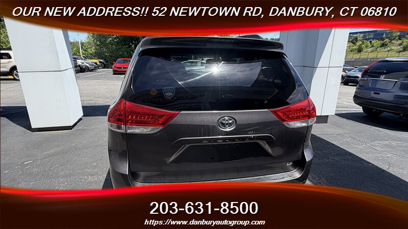 2013 Toyota Sienna LE 8-Passenger - Photo 4 - Danbury, CT 06810