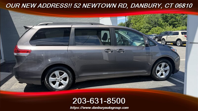 2013 Toyota Sienna LE 8-Passenger - Photo 6 - Danbury, CT 06810