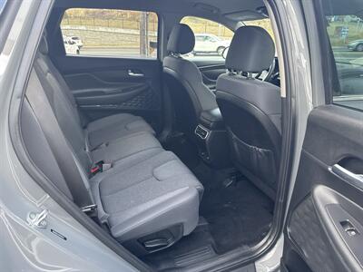 2023 Hyundai Santa Fe SEL - Photo 10 - Danbury, CT 06810