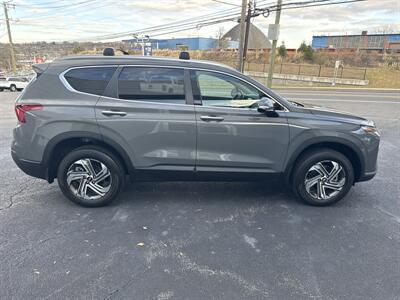 2023 Hyundai Santa Fe SEL - Photo 8 - Danbury, CT 06810
