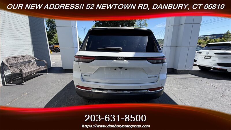 2022 Jeep Grand Cherokee Laredo - Photo 4 - Danbury, CT 06810