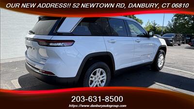 2022 Jeep Grand Cherokee Laredo - Photo 4 - Danbury, CT 06810