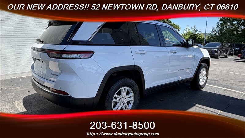 2022 Jeep Grand Cherokee Laredo - Photo 5 - Danbury, CT 06810