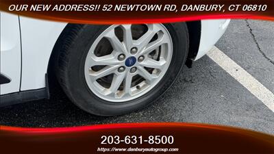 2022 Ford Transit Connect XLT   - Photo 10 - Danbury, CT 06810