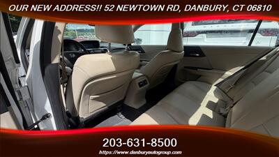 2014 Honda Accord Hybrid Touring - Photo 17 - Danbury, CT 06810