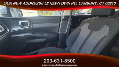 2025 Kia Sorento LX - Photo 11 - Danbury, CT 06810