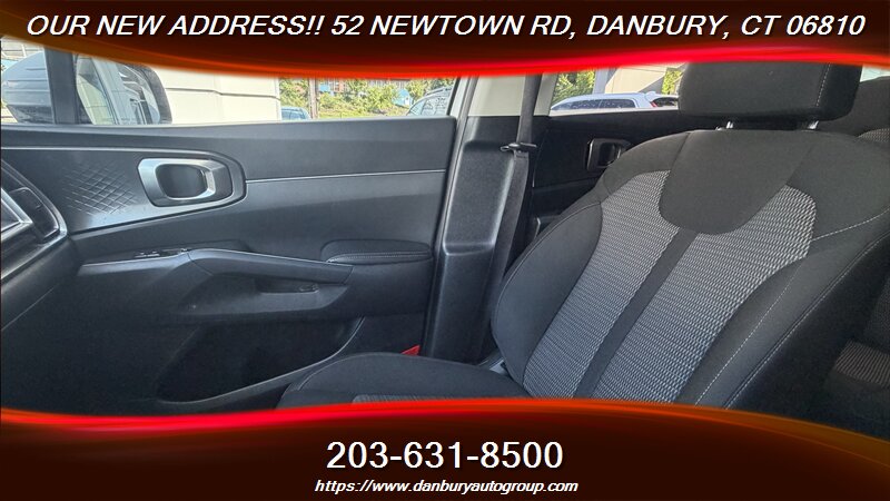 2025 Kia Sorento LX - Photo 12 - Danbury, CT 06810