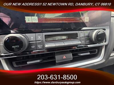 2025 Toyota Grand Highlander LE   - Photo 17 - Danbury, CT 06810