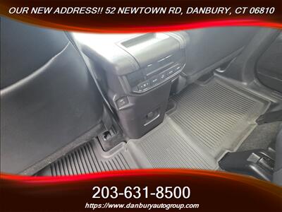 2025 Toyota Grand Highlander LE   - Photo 7 - Danbury, CT 06810