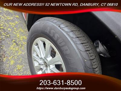 2025 Toyota Grand Highlander LE   - Photo 5 - Danbury, CT 06810