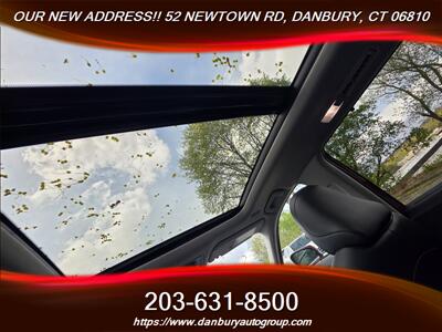 2025 Toyota Grand Highlander LE   - Photo 8 - Danbury, CT 06810