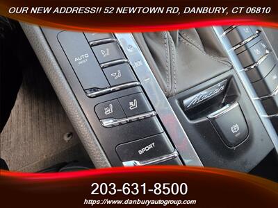 2020 Porsche Macan   - Photo 12 - Danbury, CT 06810