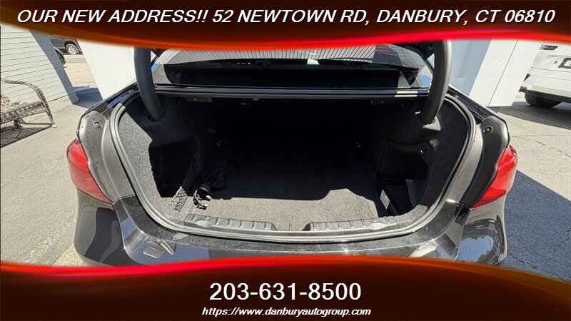 2018 BMW 340i xDrive 6 SPEED - Photo 32 - Danbury, CT 06810