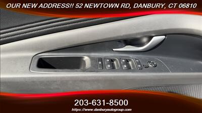 2024 Hyundai ELANTRA SEL   - Photo 12 - Danbury, CT 06810
