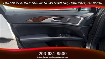 2017 Lincoln MKZ/Zephyr Select   - Photo 11 - Danbury, CT 06810