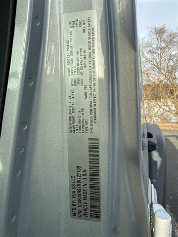 2024 Jeep Wrangler Rubicon 4xe - Photo 12 - Danbury, CT 06810