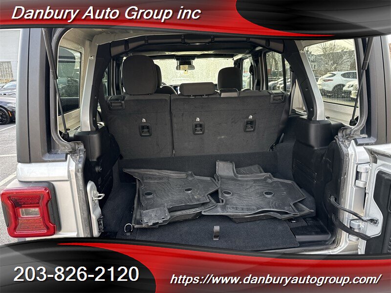 2024 Jeep Wrangler Rubicon 4xe - Photo 14 - Danbury, CT 06810