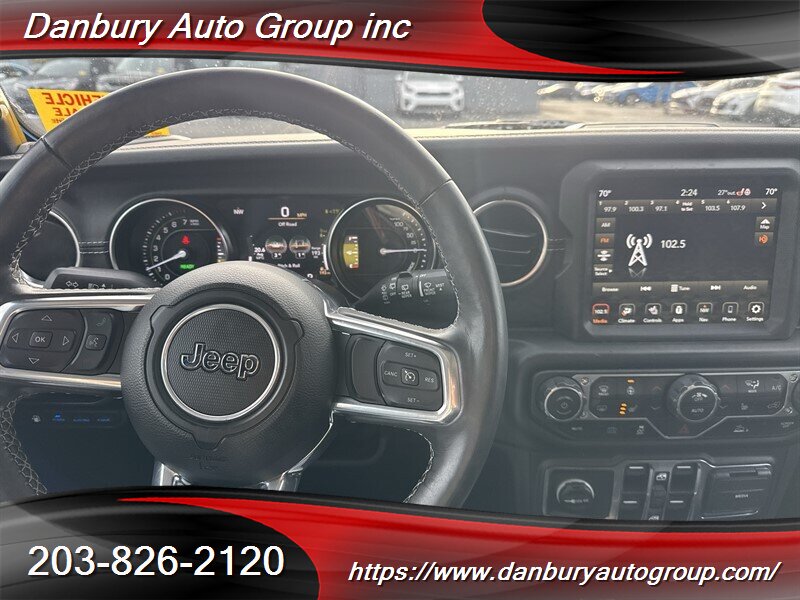 2023 Jeep Wrangler Sahara 4xe - Photo 10 - Danbury, CT 06810