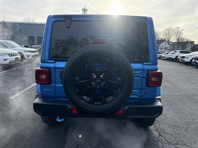 2023 Jeep Wrangler Sahara 4xe - Photo 5 - Danbury, CT 06810