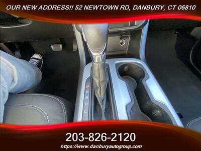 2022 Chevrolet Colorado LT - Photo 13 - Danbury, CT 06810