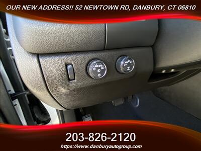 2022 Chevrolet Colorado LT - Photo 10 - Danbury, CT 06810