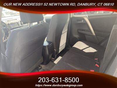 2015 Toyota RAV4 XLE   - Photo 18 - Danbury, CT 06810
