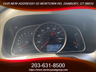 2015 Toyota RAV4 XLE   - Photo 14 - Danbury, CT 06810