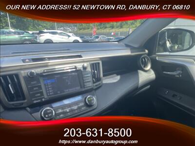 2015 Toyota RAV4 XLE   - Photo 15 - Danbury, CT 06810