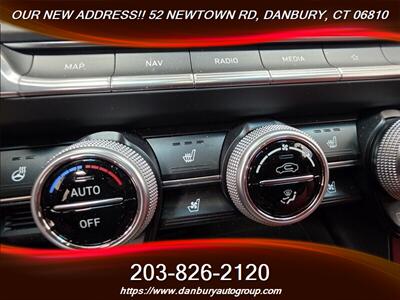 2023 Genesis G70 2.0T  AWD - Photo 14 - Danbury, CT 06810