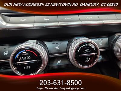 2023 Genesis G70 2.0T  AWD - Photo 14 - Danbury, CT 06810