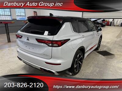 2024 Mitsubishi Outlander PHEV SE   - Photo 6 - Danbury, CT 06810