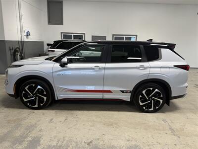 2024 Mitsubishi Outlander PHEV SE - Photo 3 - Danbury, CT 06810