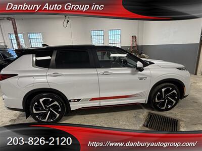 2024 Mitsubishi Outlander PHEV SE   - Photo 7 - Danbury, CT 06810