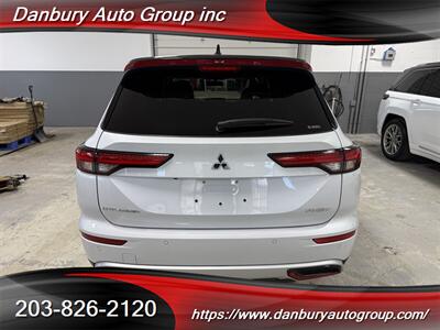 2024 Mitsubishi Outlander PHEV SE   - Photo 5 - Danbury, CT 06810