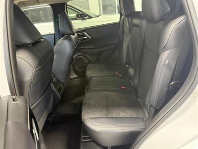 2024 Mitsubishi Outlander PHEV SE - Photo 12 - Danbury, CT 06810