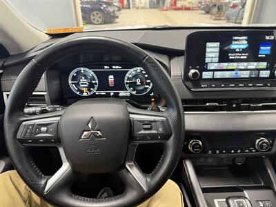 2024 Mitsubishi Outlander PHEV SE - Photo 10 - Danbury, CT 06810