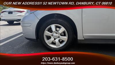 2012 Nissan Versa 1.8 S   - Photo 9 - Danbury, CT 06810