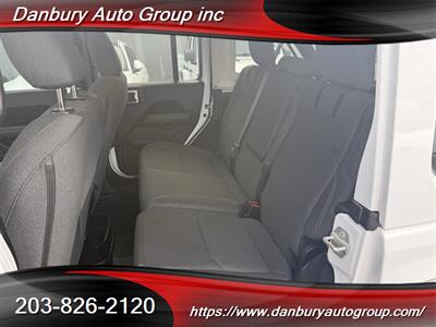 2024 Jeep Wrangler Sahara 4xe   - Photo 11 - Danbury, CT 06810