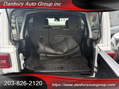 2024 Jeep Wrangler Sahara 4xe   - Photo 13 - Danbury, CT 06810