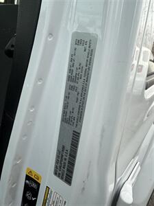 2024 Jeep Wrangler Sahara 4xe   - Photo 12 - Danbury, CT 06810