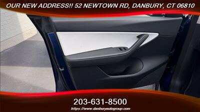 2022 Tesla Model Y Long Range   - Photo 10 - Danbury, CT 06810