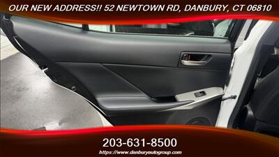 2017 Lexus IS 300   - Photo 24 - Danbury, CT 06810