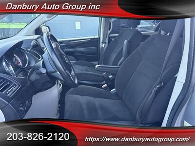 2017 Dodge Grand Caravan SE   - Photo 9 - Danbury, CT 06810