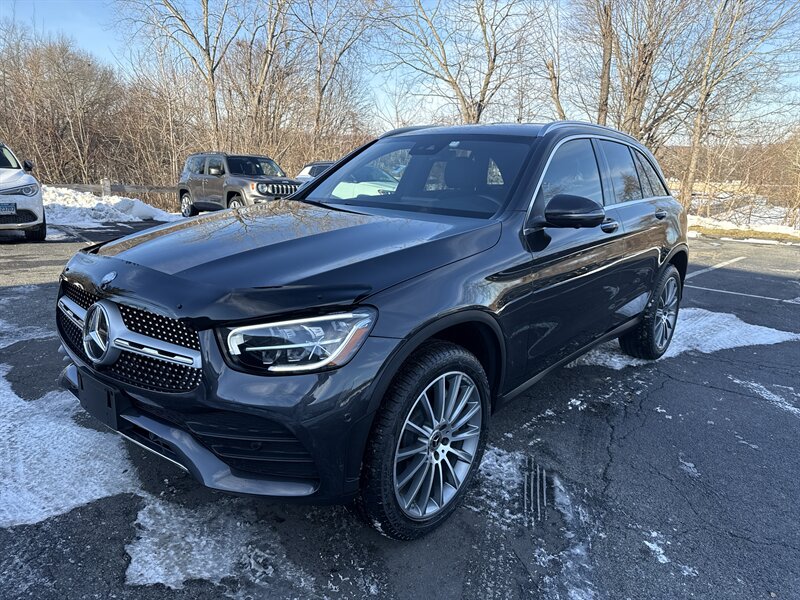2022 Mercedes-Benz GLC GLC 300 4MATIC   - Photo 1 - Danbury, CT 06810