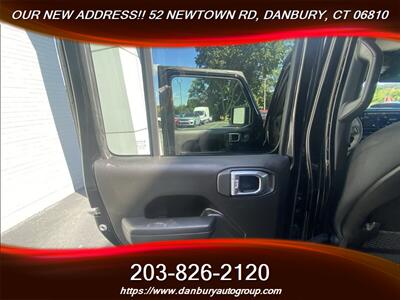 2024 Jeep Wrangler Rubicon 4xe   - Photo 27 - Danbury, CT 06810