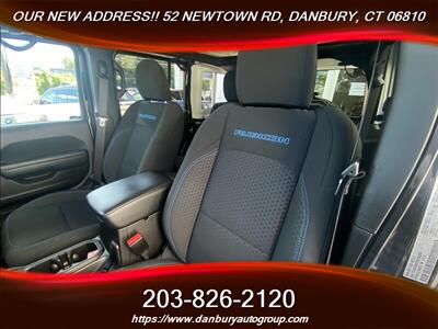 2024 Jeep Wrangler Rubicon 4xe   - Photo 13 - Danbury, CT 06810