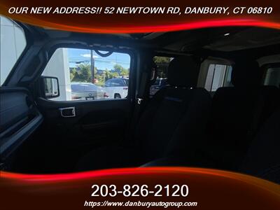 2024 Jeep Wrangler Rubicon 4xe   - Photo 17 - Danbury, CT 06810