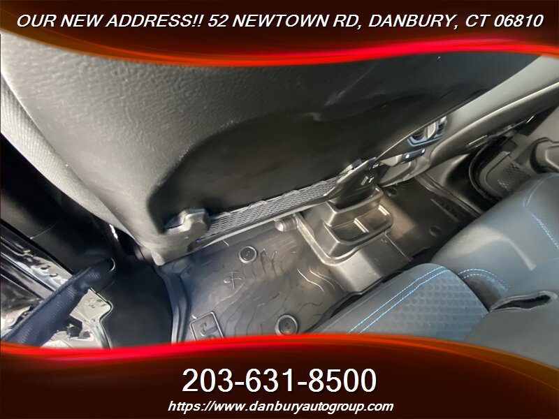 2024 Jeep Wrangler Rubicon 4xe - Photo 25 - Danbury, CT 06810